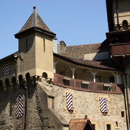 & Nuit De Château Au Bord Du Léman アパート リュグラン