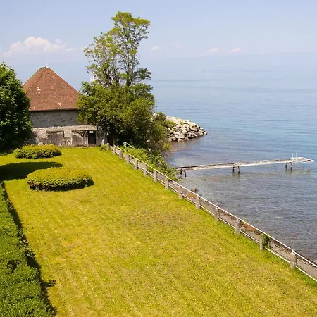 アパート & Nuit De Château Au Bord Du Léman